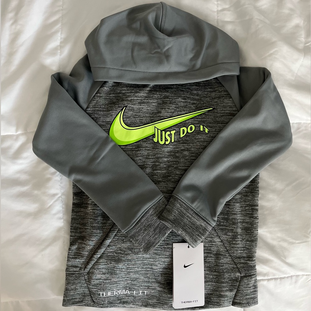 Nike Pullover Kids Size 4